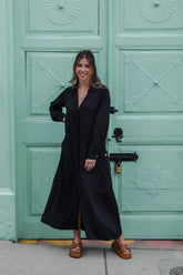 Vestido paloma manga larga con botones y cinturón  - Color Negro